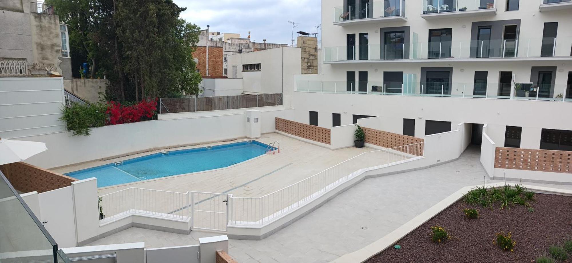 New Beside Sitges With Pool Beside Beach فيلانوفا إي لا خيلترا المظهر الخارجي الصورة